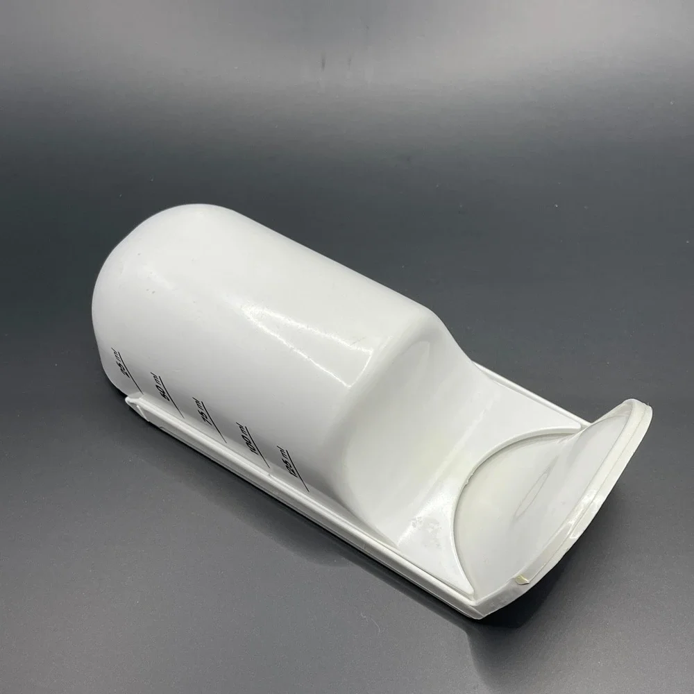 The Pampered Chef Adjustable Measuring Cup White Plastic 1/2 Cup 125ml USA made